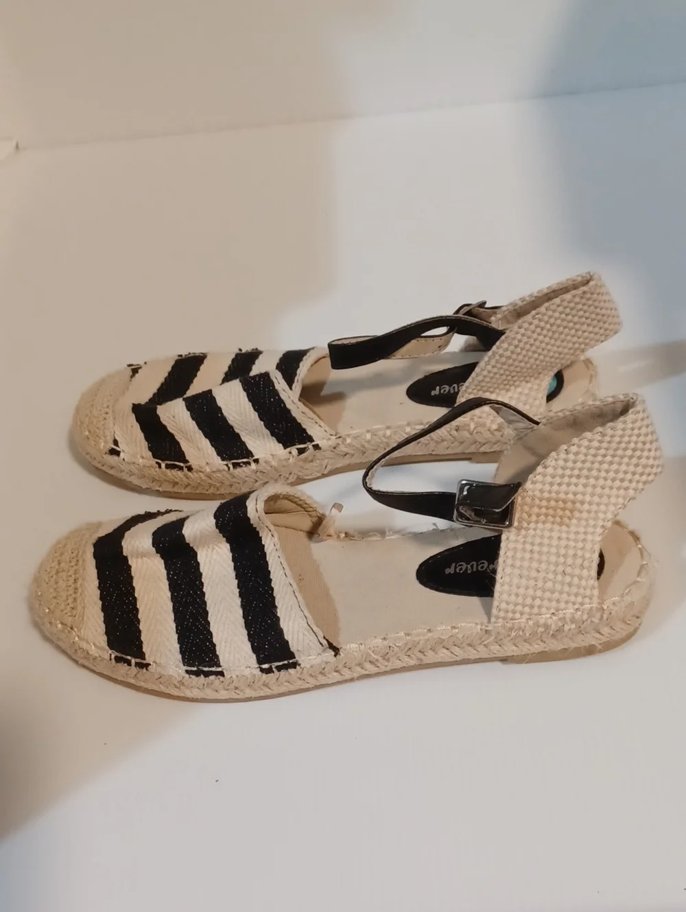 forever 21 striped espadrille ankle strap sandals black white woven summer s 6M‎